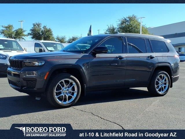 2025 Jeep Grand Cherokee L Laredo