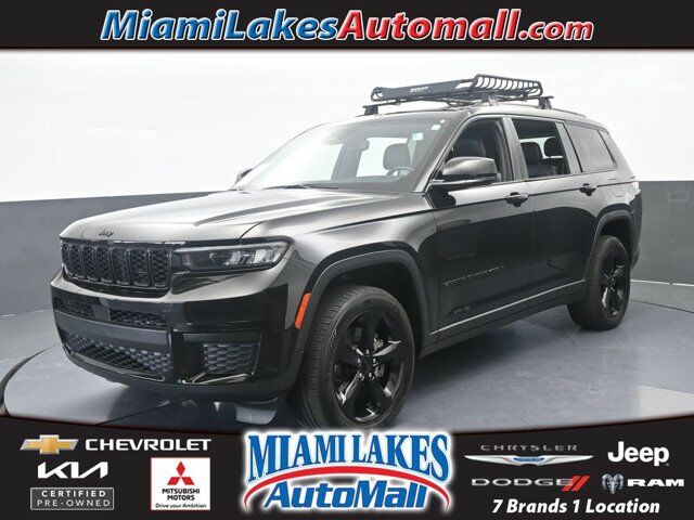 2022 Jeep Grand Cherokee L Altitude — photo 1 of 3