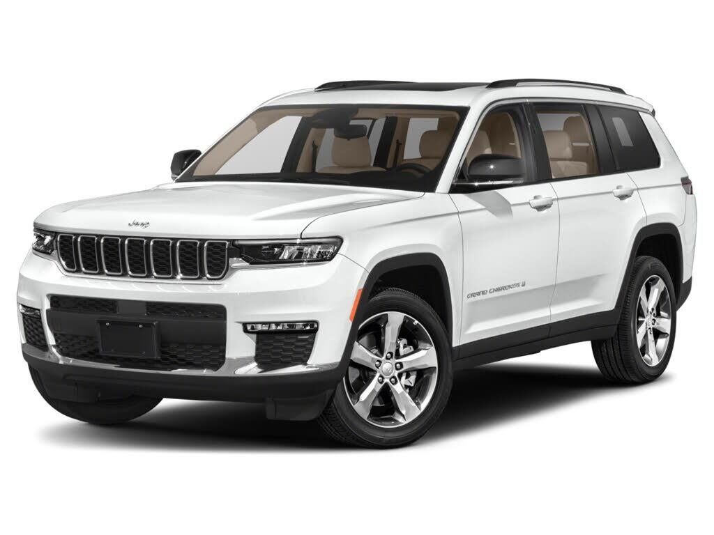 2021 Jeep Grand Cherokee L Laredo — photo 1 of 1