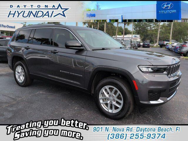 2023 Jeep Grand Cherokee L Laredo — photo 1 of 39