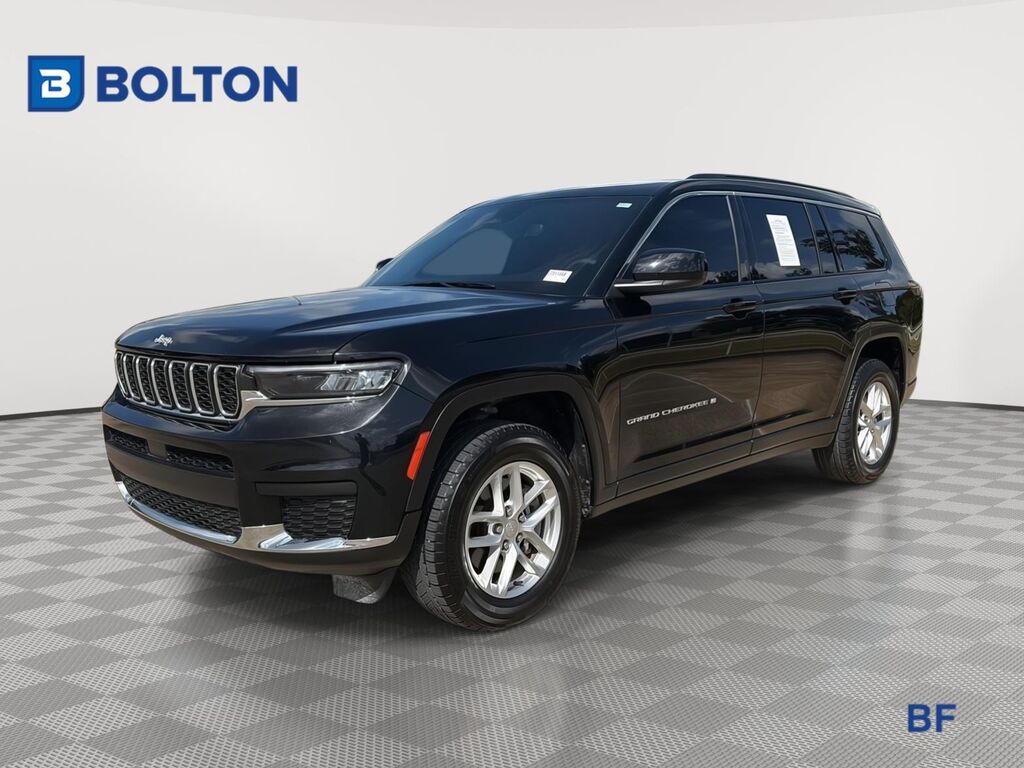 2024 Jeep Grand Cherokee L Laredo — photo 1 of 14