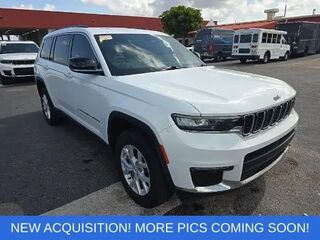 2023 Jeep Grand Cherokee L Limited — photo 1 of 17