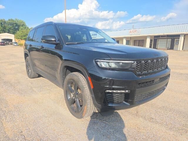 2024 Jeep Grand Cherokee L Limited — photo 1 of 26
