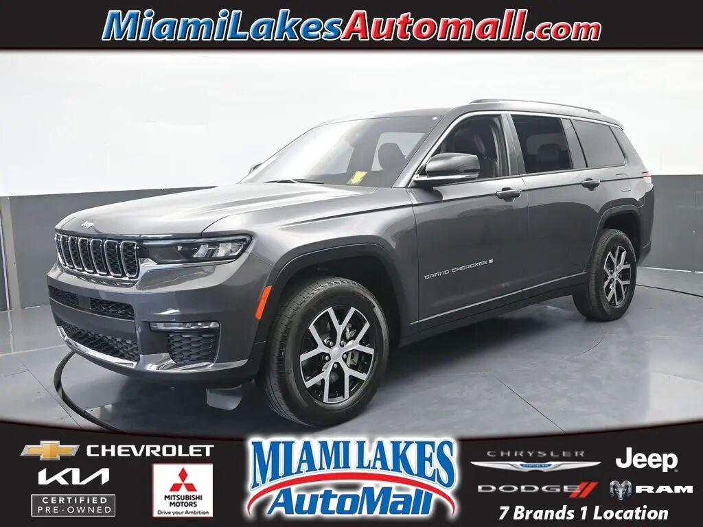 2023 Jeep Grand Cherokee L Limited — photo 1 of 13