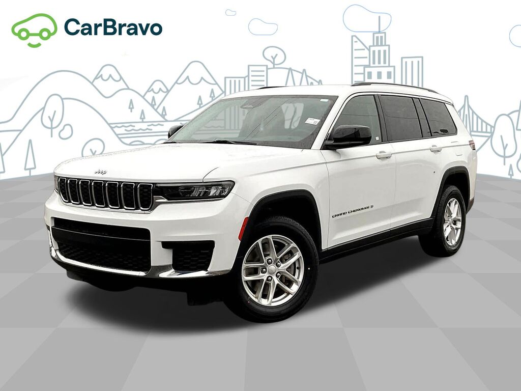 2023 Jeep Grand Cherokee L Laredo 4x4 — photo 1 of 7