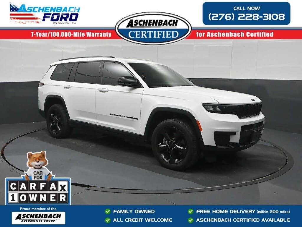 2023 Jeep Grand Cherokee L Laredo — photo 1 of 1