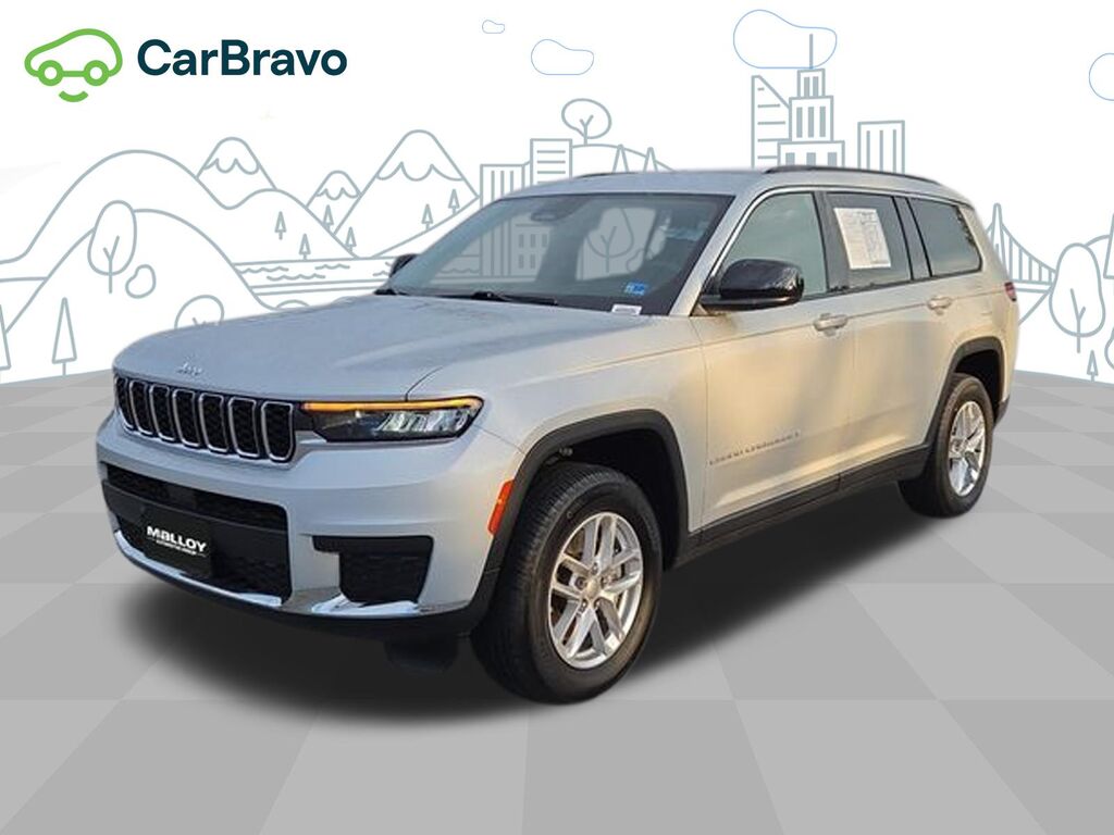 2024 Jeep Grand Cherokee L Laredo 4x4 — photo 1 of 7