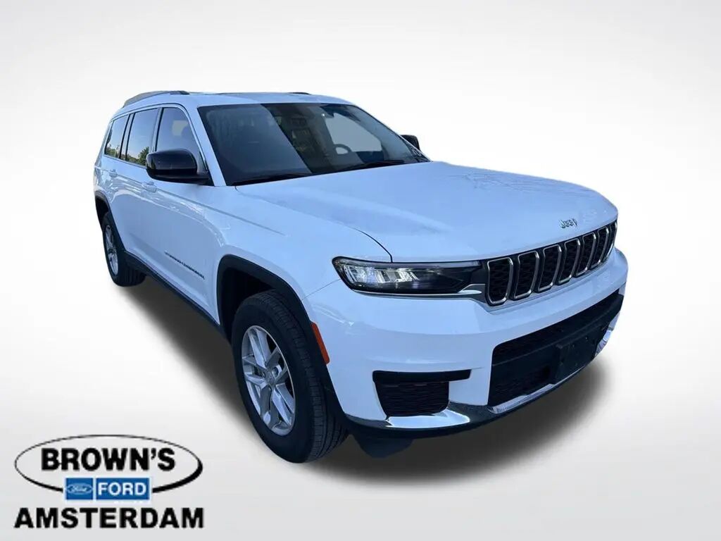 2023 Jeep Grand Cherokee L Laredo — photo 1 of 26