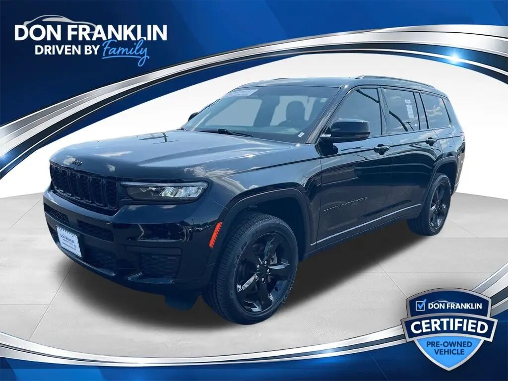 2023 Jeep Grand Cherokee L Laredo — photo 1 of 26