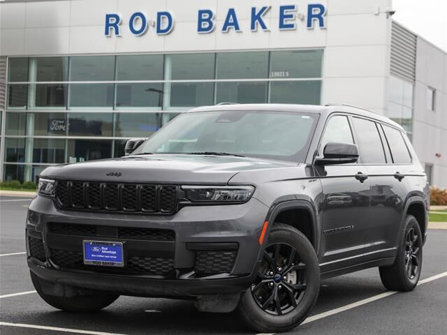 2024 Jeep Grand Cherokee L Laredo — photo 1 of 26