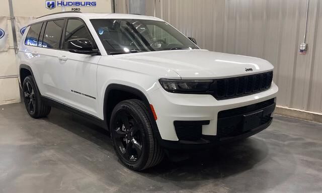 2025 Jeep Grand Cherokee L Laredo