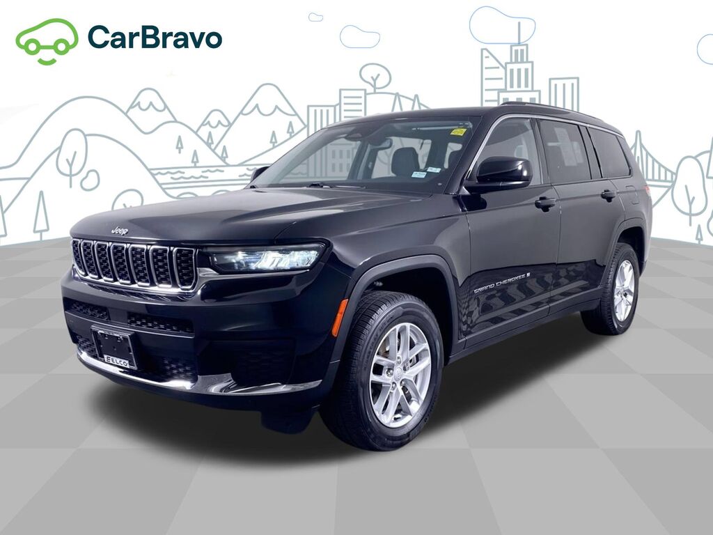 2022 Jeep Grand Cherokee L Laredo 4x4 — photo 1 of 6