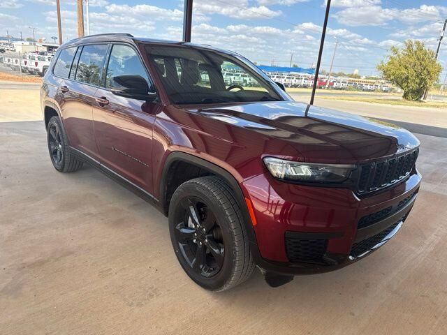 2023 Jeep Grand Cherokee L Laredo