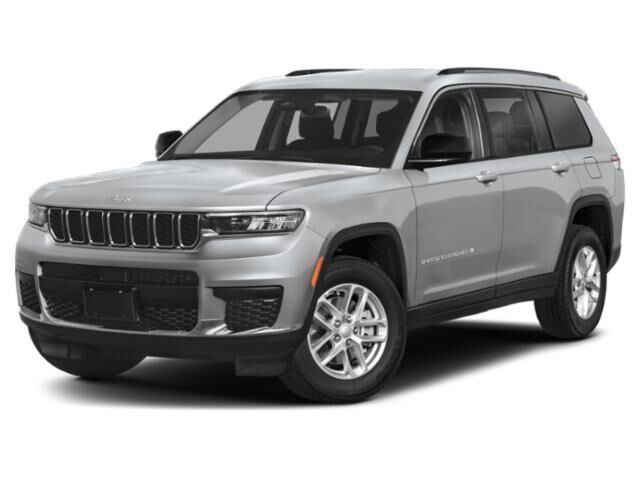2024 Jeep Grand Cherokee L Laredo — photo 1 of 39