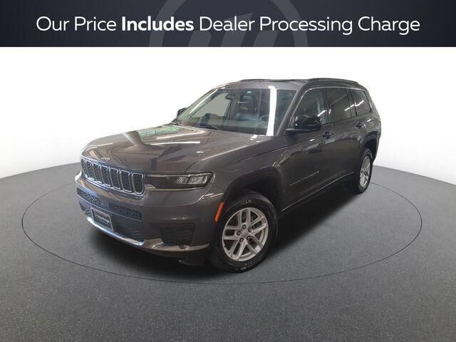 2022 Jeep Grand Cherokee L Laredo — photo 1 of 19