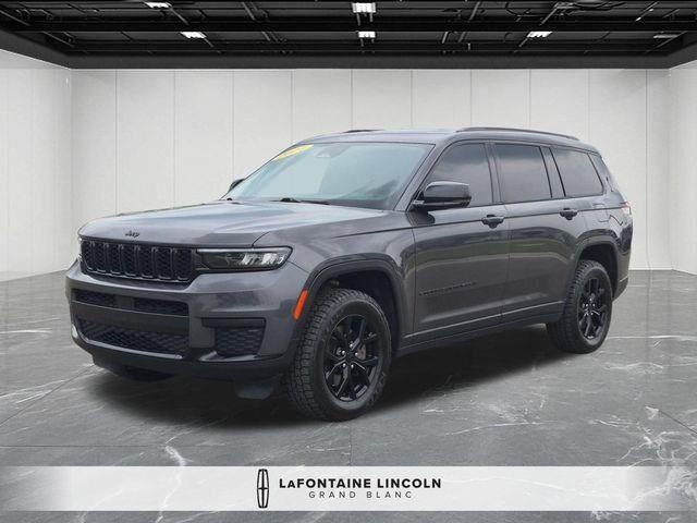 2024 Jeep Grand Cherokee L Laredo — photo 1 of 28