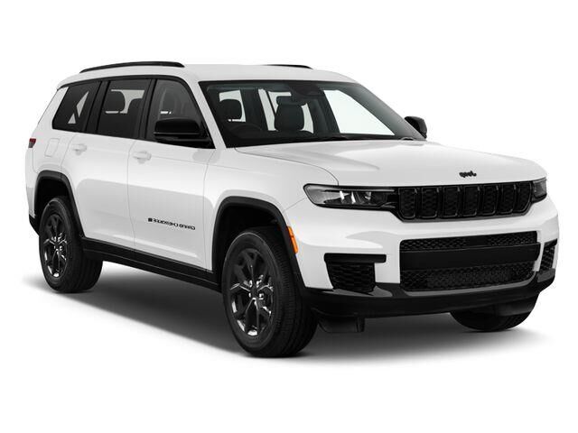 2025 Jeep Grand Cherokee L Altitude X — photo 1 of 24