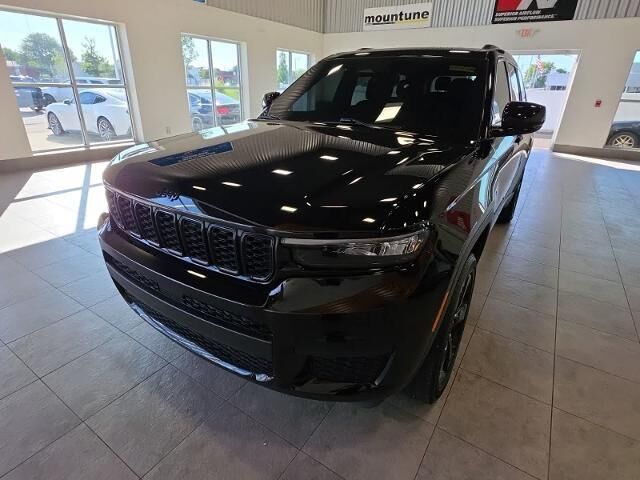 2024 Jeep Grand Cherokee L Laredo