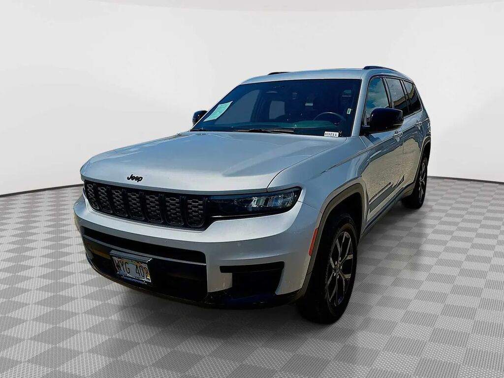 2024 Jeep Grand Cherokee L Altitude — photo 1 of 13