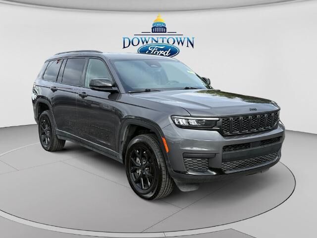2025 Jeep Grand Cherokee L Laredo