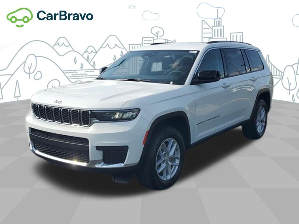 2021 Jeep Grand Cherokee L Laredo 4x4 — photo 1 of 6