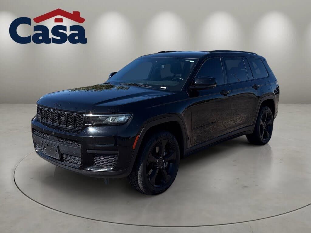 2021 Jeep Grand Cherokee L Laredo — photo 1 of 1