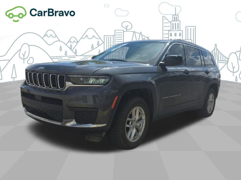2023 Jeep Grand Cherokee L Laredo 4x4 — photo 1 of 6
