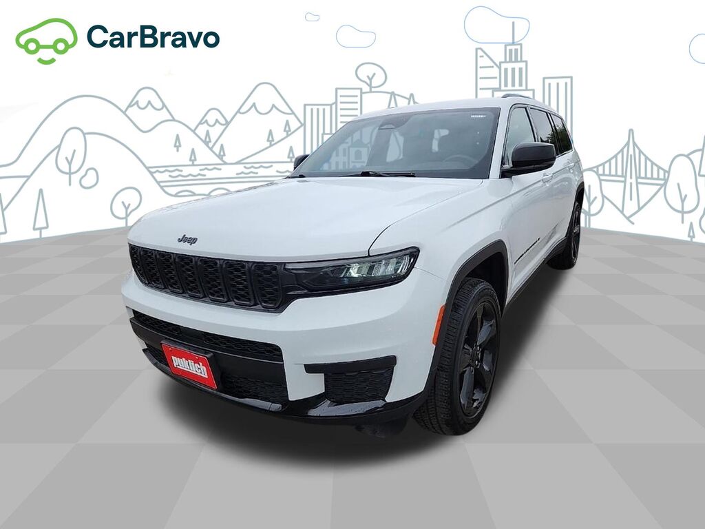 2023 Jeep Grand Cherokee L Altitude 4x4 — photo 1 of 6