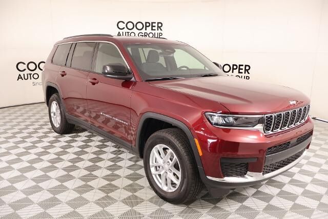 2025 Jeep Grand Cherokee L Laredo — photo 1 of 26