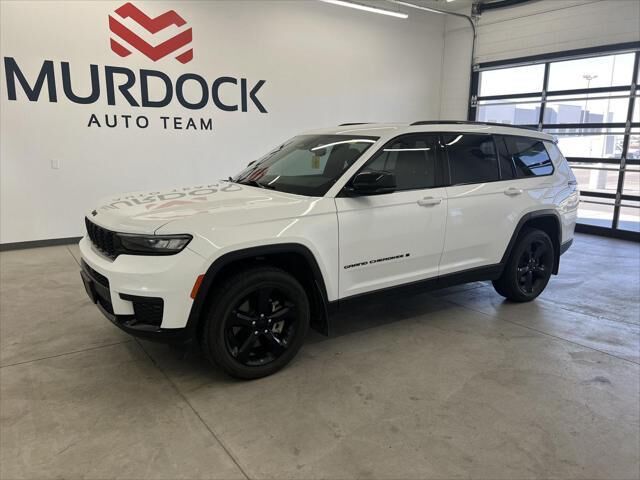2022 Jeep Grand Cherokee L Altitude