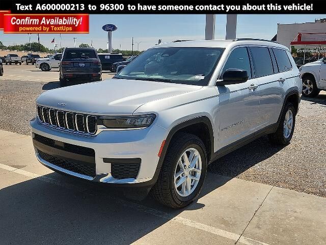 2024 Jeep Grand Cherokee L Laredo — photo 1 of 12