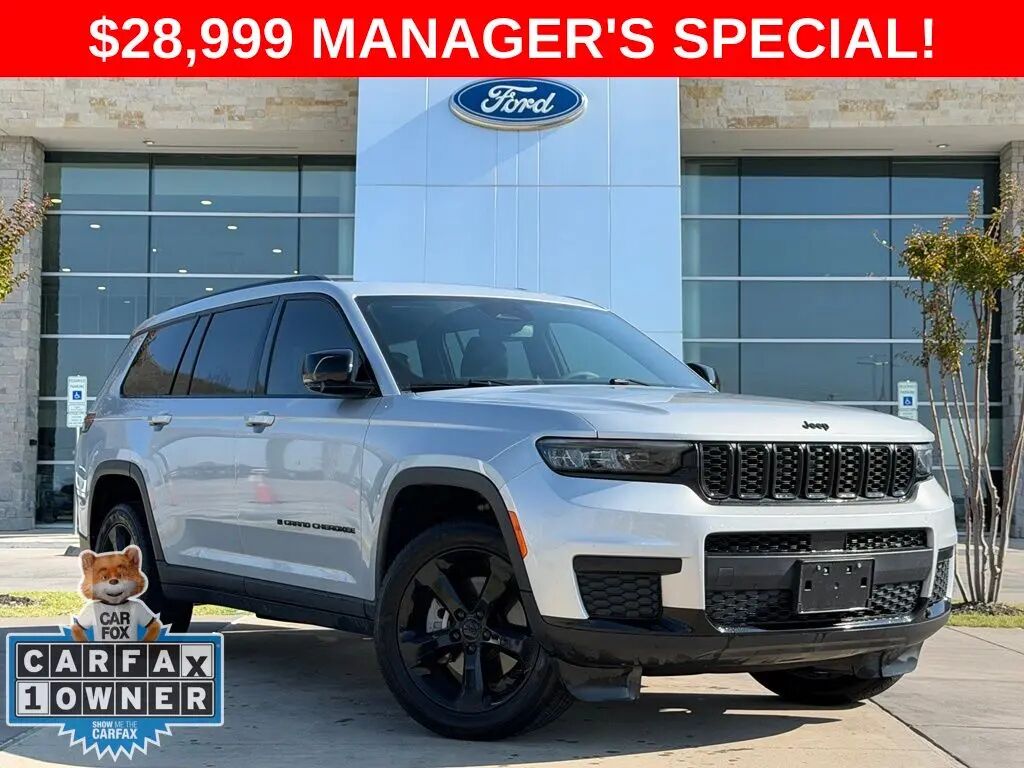 2024 Jeep Grand Cherokee L Laredo — photo 1 of 18