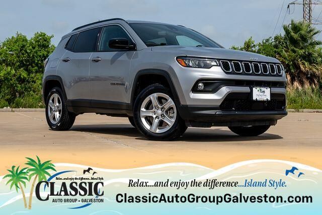 2021 Jeep Grand Cherokee L Limited — photo 1 of 13