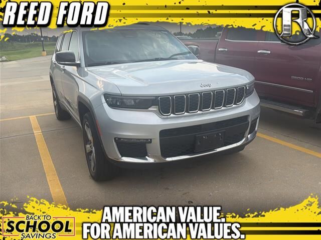 2021 Jeep Grand Cherokee L Limited — photo 1 of 6
