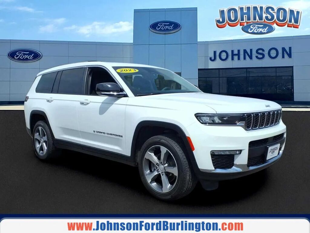 2023 Jeep Grand Cherokee L Limited — photo 1 of 26