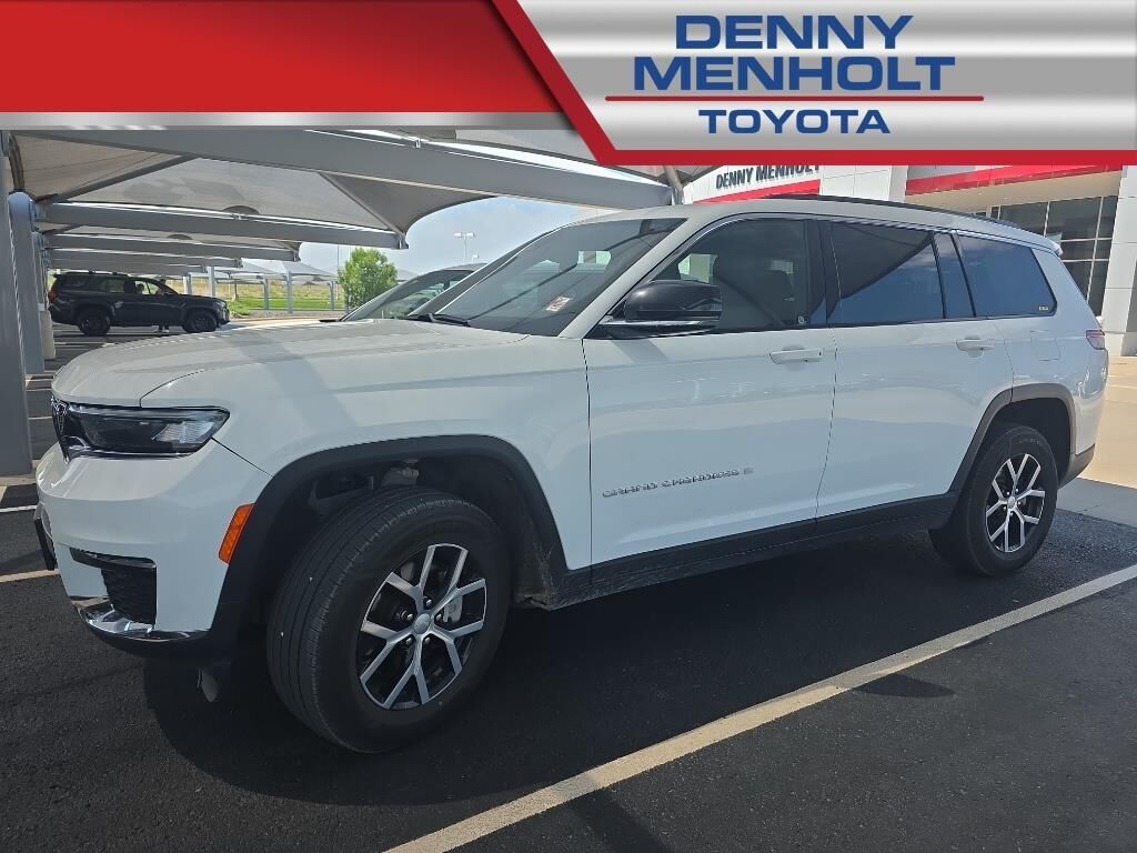 2024 Jeep Grand Cherokee L Limited — photo 1 of 15