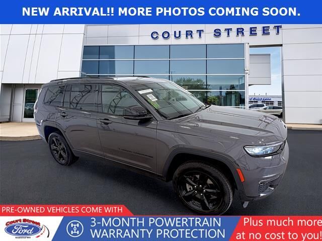 2024 Jeep Grand Cherokee L Limited — photo 1 of 13