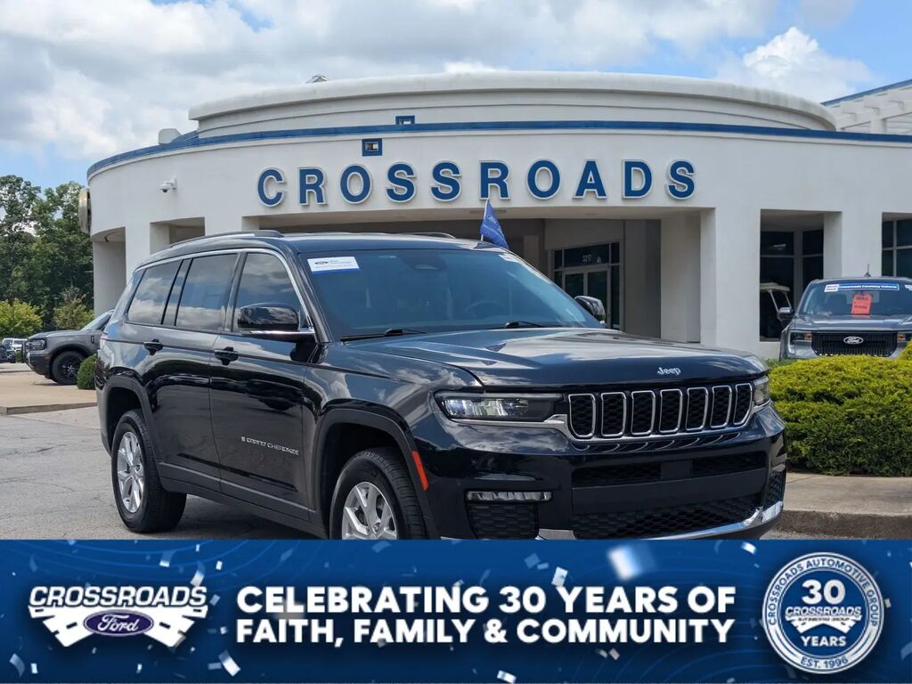 2023 Jeep Grand Cherokee L Limited — photo 1 of 14
