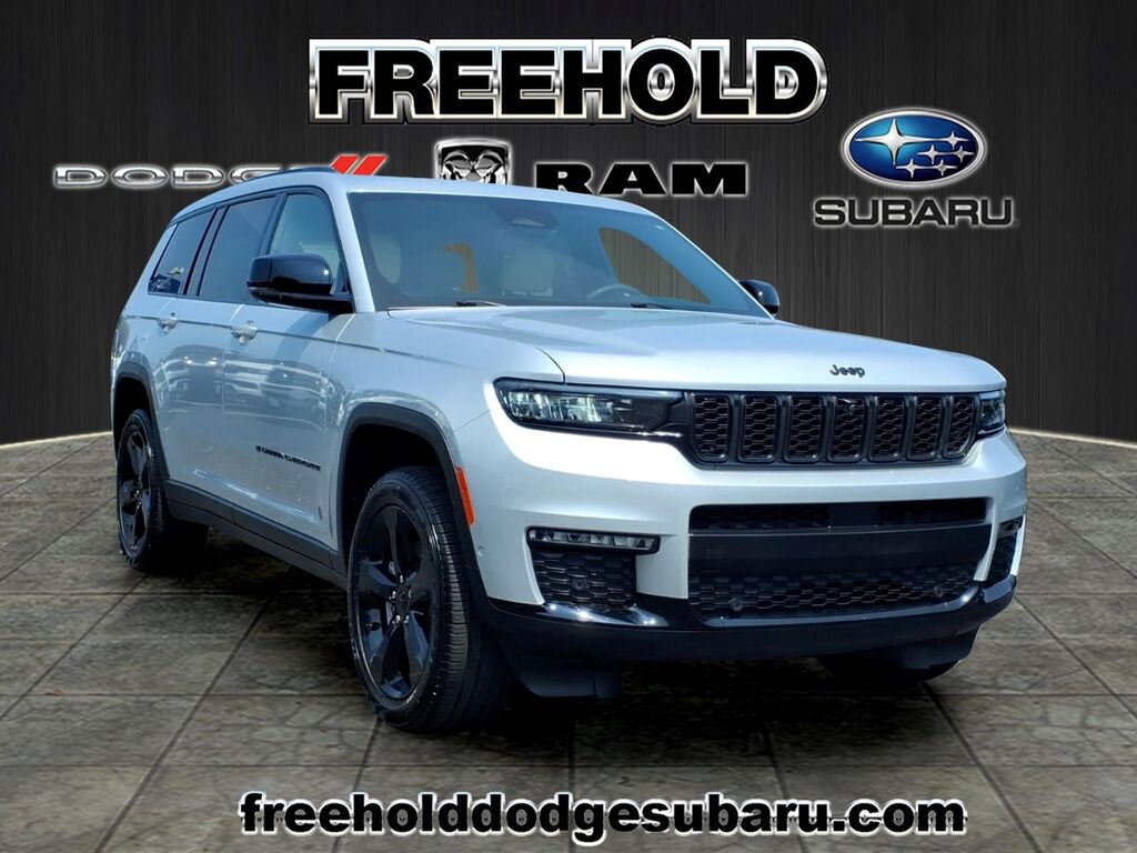 2025 Jeep Grand Cherokee L Limited — photo 1 of 13