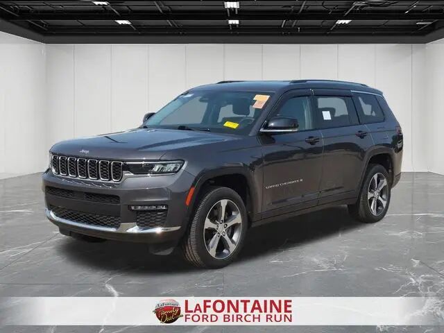 2023 Jeep Grand Cherokee L Limited — photo 1 of 22