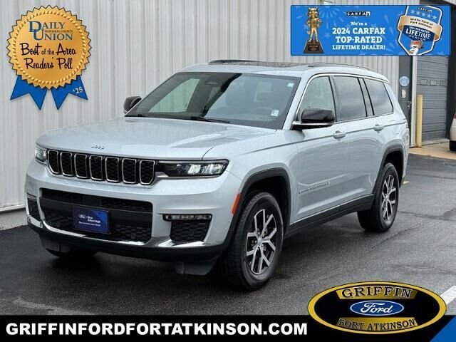2024 Jeep Grand Cherokee L Limited — photo 1 of 13