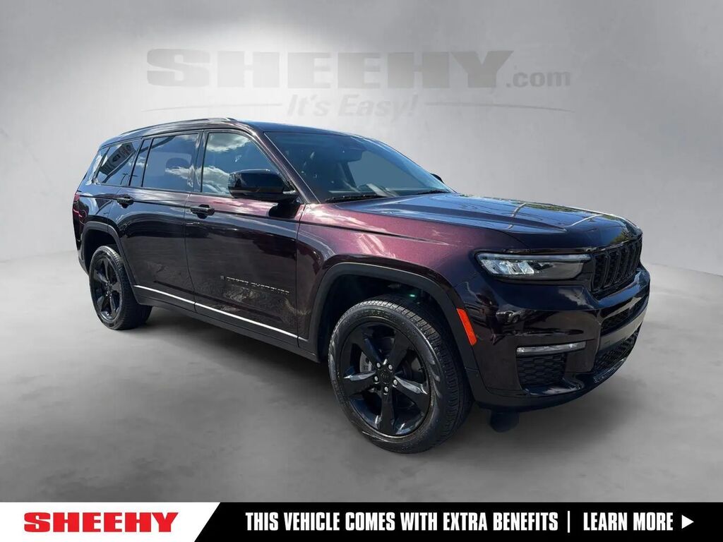 2023 Jeep Grand Cherokee L Limited — photo 1 of 14