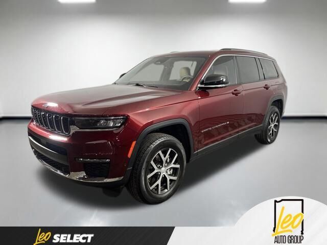 2023 Jeep Grand Cherokee L Limited — photo 1 of 26