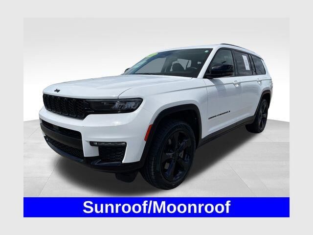 2023 Jeep Grand Cherokee L Limited — photo 1 of 13