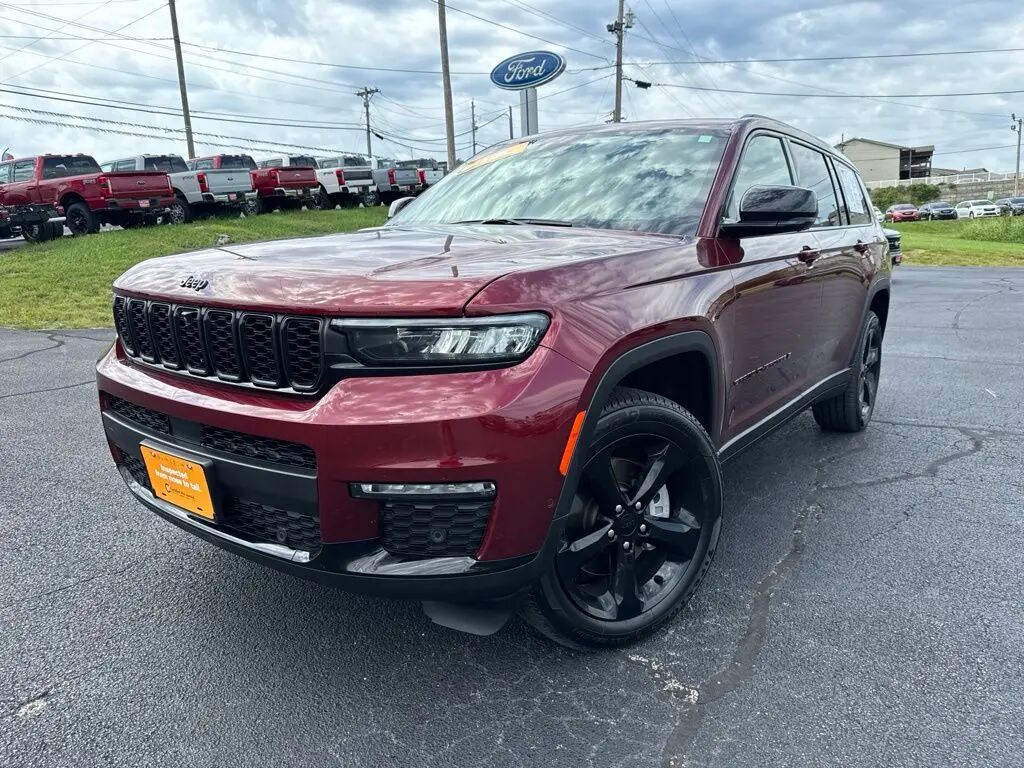 2024 Jeep Grand Cherokee L Limited — photo 1 of 24