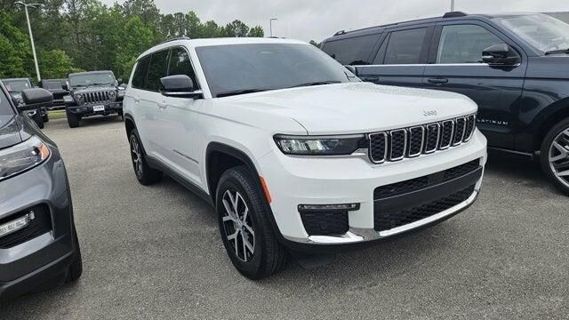 2025 Jeep Grand Cherokee L Limited — photo 1 of 13