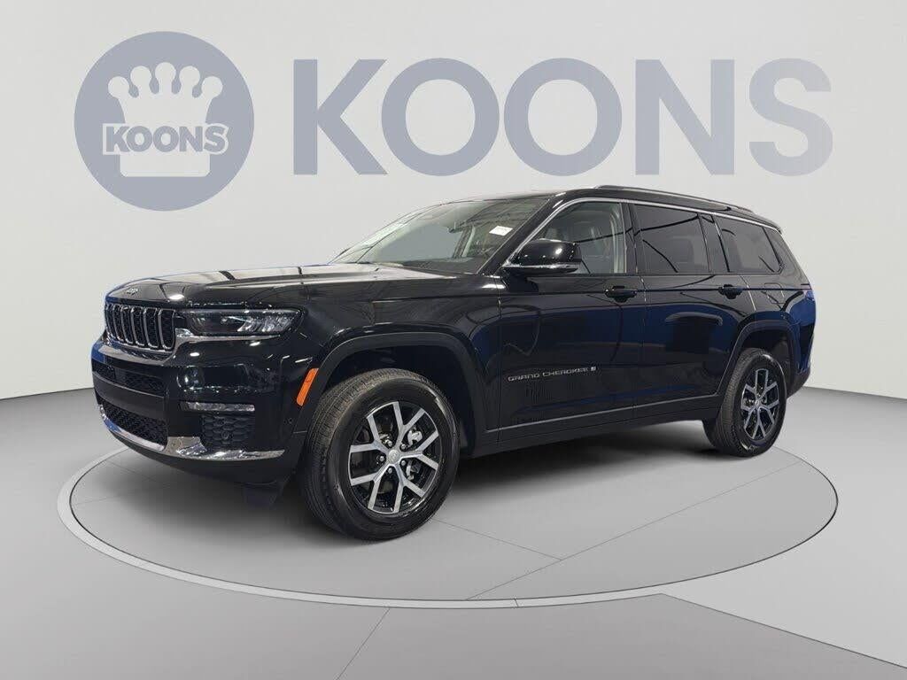 2023 Jeep Grand Cherokee L Limited — photo 1 of 5