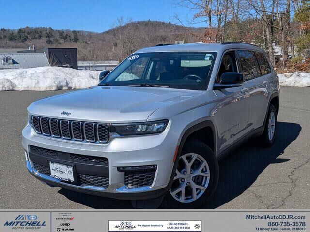 2021 Jeep Grand Cherokee L Limited — photo 1 of 13