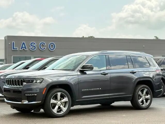 2021 Jeep Grand Cherokee L Limited — photo 1 of 13