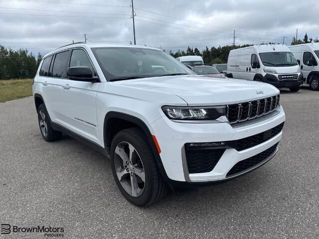 2026 Jeep Grand Cherokee L Limited — photo 1 of 13